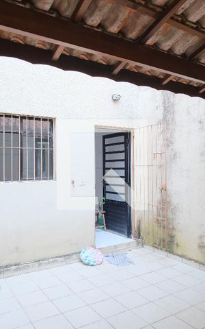 Casa para alugar com 111m², 2 quartos e 4 vagasQuintal