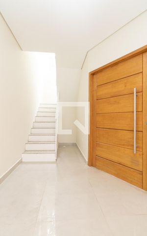 Casa à venda com 165m², 3 quartos e 3 vagasSala