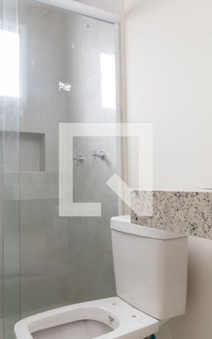 Casa à venda com 165m², 3 quartos e 3 vagasBanheiro Suíte 3