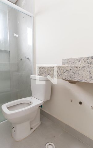 Casa à venda com 165m², 3 quartos e 3 vagasBanheiro Suíte 3