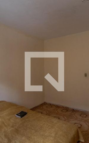 Casa à venda com 220m², 6 quartos e 2 vagas Casa à venda com 220m², 6 quartos e 2 vagasCasa 2 Quarto 1