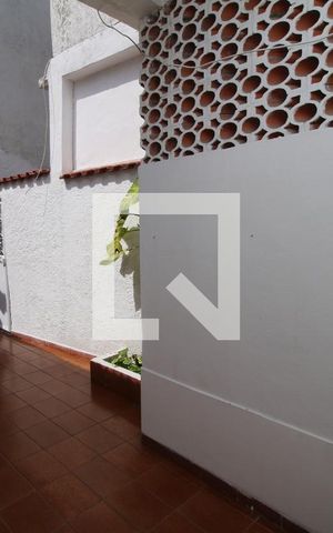 Casa à venda com 50m², 1 quarto e sem vagaÁrea de Serviço