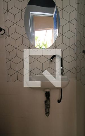 Casa à venda com 50m², 1 quarto e sem vagaBanheiro