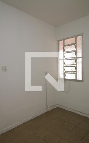 Casa à venda com 50m², 1 quarto e sem vagaCopa