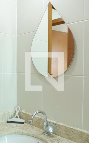 Apartamento para alugar com 77m², 3 quartos e 1 vagaBanheiro da Suíte 2
