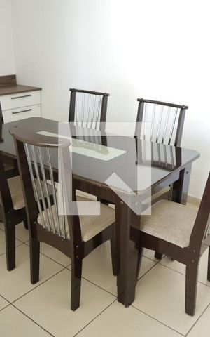 Apartamento para alugar com 77m², 3 quartos e 1 vagaSala
