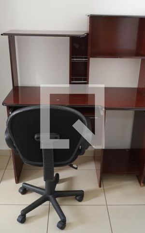 Apartamento para alugar com 77m², 3 quartos e 1 vagaQuarto