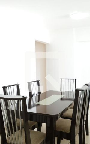 Apartamento para alugar com 77m², 3 quartos e 1 vagaSala