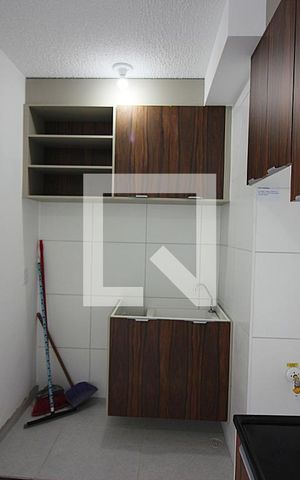 Apartamento à venda com 35m², 2 quartos e sem vagaCozinha e Área de Serviço