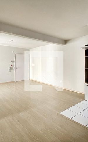 Apartamento para alugar com 66m², 2 quartos e sem vagaSala