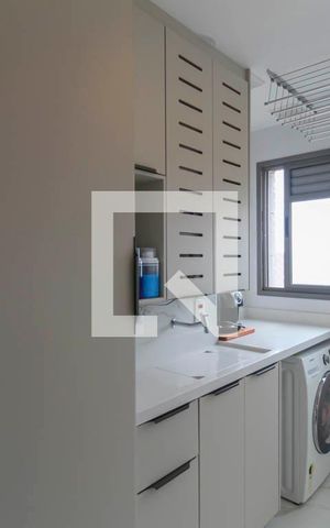 Apartamento à venda com 91m², 2 quartos e 2 vagas Apartamento à venda com 91m², 2 quartos e 2 vagasÁrea de Serviço