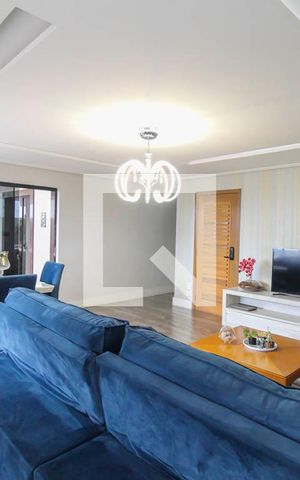 Apartamento para alugar com 180m², 3 quartos e 4 vagas Apartamento para alugar com 180m², 3 quartos e 4 vagasSala