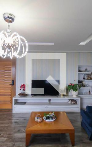 Apartamento para alugar com 180m², 3 quartos e 4 vagas Apartamento para alugar com 180m², 3 quartos e 4 vagasSala