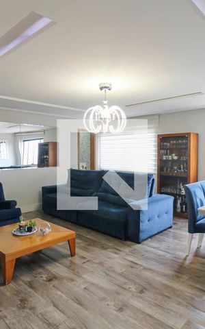 Apartamento para alugar com 180m², 3 quartos e 4 vagas Apartamento para alugar com 180m², 3 quartos e 4 vagasSala