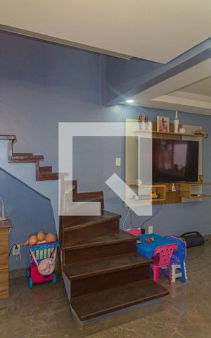 Casa de condomínio à venda com 65m², 2 quartos e 1 vagaSala