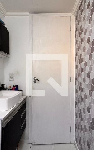 Apartamento à venda com 45m², 2 quartos e 1 vaga Apartamento à venda com 45m², 2 quartos e 1 vagaBanheiro