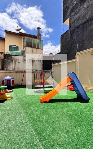 Apartamento à venda com 45m², 2 quartos e 1 vaga Apartamento à venda com 45m², 2 quartos e 1 vagaÁrea comum - Playground
