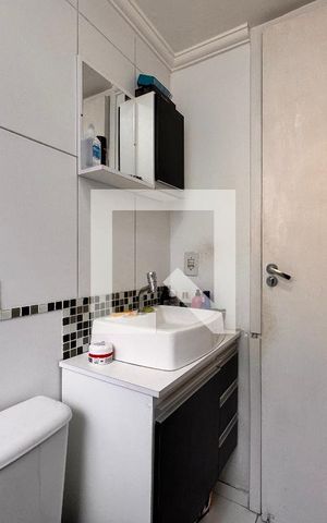 Apartamento à venda com 45m², 2 quartos e 1 vaga Apartamento à venda com 45m², 2 quartos e 1 vagaBanheiro