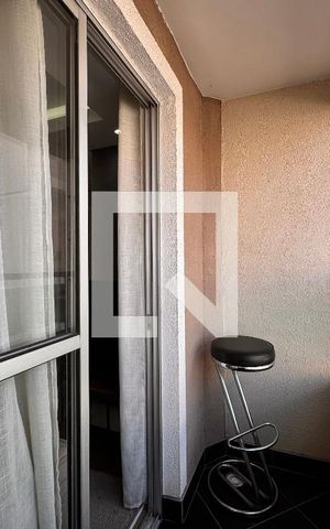 Apartamento à venda com 45m², 2 quartos e 1 vaga Apartamento à venda com 45m², 2 quartos e 1 vagaSacada