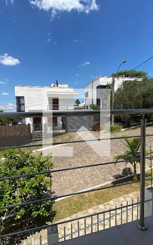 Casa à venda com 172m², 3 quartos e 2 vagas Casa à venda com 172m², 3 quartos e 2 vagasVista da Suíte