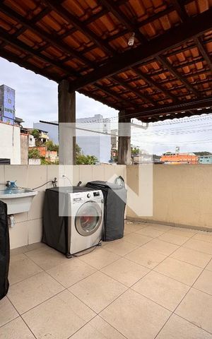 Casa à venda com 266m², 3 quartos e 5 vagas Casa à venda com 266m², 3 quartos e 5 vagasLavanderia