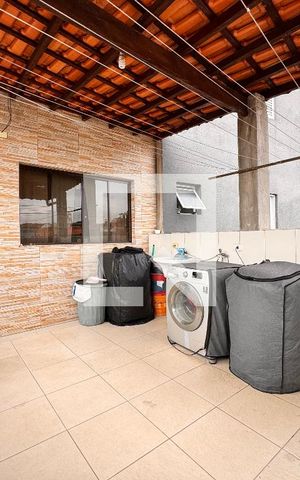 Casa à venda com 266m², 3 quartos e 5 vagas Casa à venda com 266m², 3 quartos e 5 vagasLavanderia