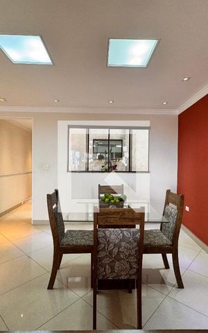 Casa à venda com 266m², 3 quartos e 5 vagas Casa à venda com 266m², 3 quartos e 5 vagasCozinha