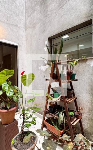 Casa à venda com 266m², 3 quartos e 5 vagas Casa à venda com 266m², 3 quartos e 5 vagasJardim de inverno
