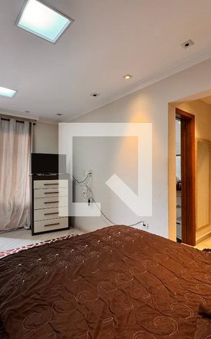 Casa à venda com 266m², 3 quartos e 5 vagas Casa à venda com 266m², 3 quartos e 5 vagasSuíte
