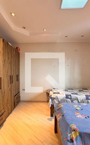 Casa à venda com 266m², 3 quartos e 5 vagas Casa à venda com 266m², 3 quartos e 5 vagasQuarto 2