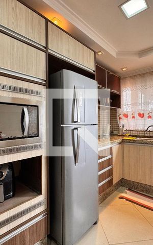 Casa à venda com 266m², 3 quartos e 5 vagas Casa à venda com 266m², 3 quartos e 5 vagasCozinha