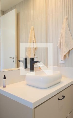 Apartamento à venda com 89m², 2 quartos e 2 vagasBanheiro da Suíte 2