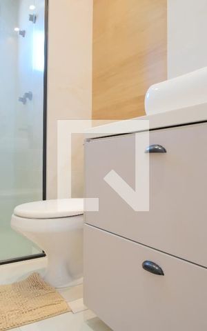 Apartamento à venda com 89m², 2 quartos e 2 vagasBanheiro da Suíte 1
