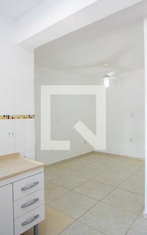Casa para alugar com 52m², 2 quartos e sem vagaCozinha