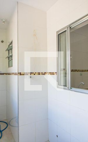 Casa para alugar com 52m², 2 quartos e sem vagaÁrea de serviço