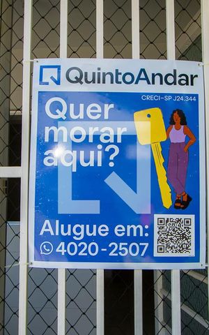 Casa para alugar com 52m², 2 quartos e sem vagaPlaquinha instalada na fachada