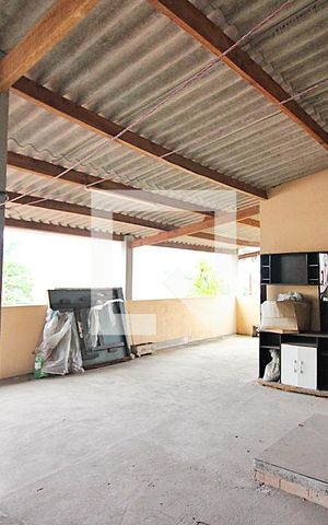 Casa para alugar com 75m², 3 quartos e 1 vagaÁrea de Serviço