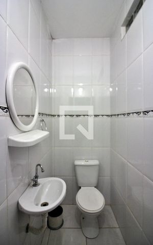 Casa para alugar com 75m², 3 quartos e 1 vagaLavabo