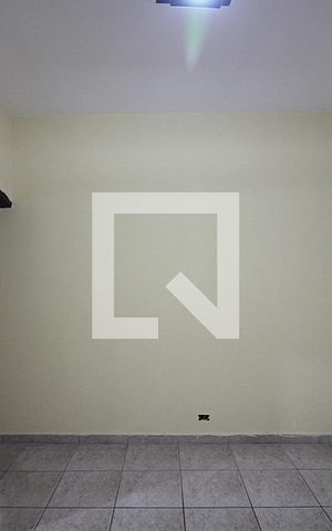Casa para alugar com 75m², 3 quartos e 1 vagaSala 
