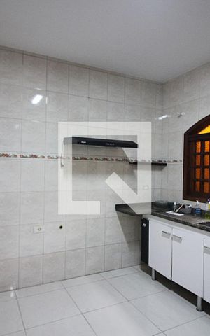 Casa para alugar com 75m², 3 quartos e 1 vagaCozinha