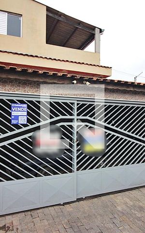 Casa para alugar com 75m², 3 quartos e 1 vagaFachada
