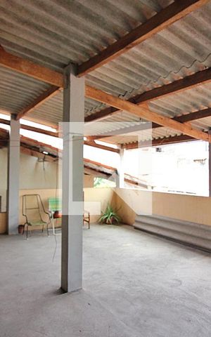 Casa para alugar com 75m², 3 quartos e 1 vagaÁrea de Serviço
