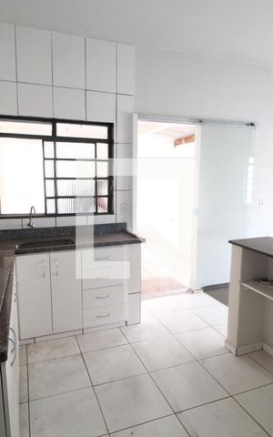 Casa para alugar com 320m², 6 quartos e 1 vagaCozinha
