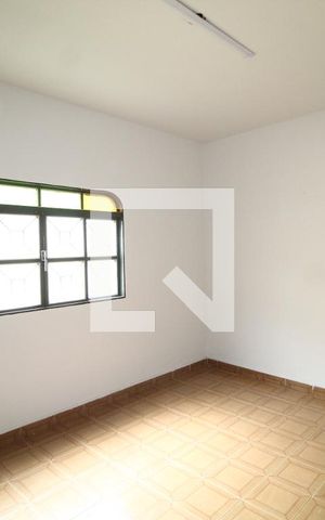 Casa para alugar com 320m², 6 quartos e 1 vagaSala