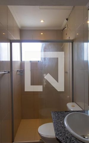 Casa de condomínio para alugar com 70m², 2 quartos e 1 vaga Casa de condomínio para alugar com 70m², 2 quartos e 1 vagaBanheiro