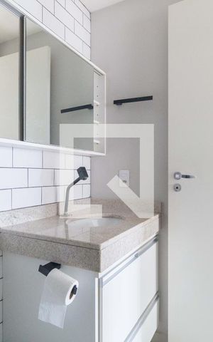 Apartamento à venda com 50m², 2 quartos e sem vaga Apartamento à venda com 50m², 2 quartos e sem vagaBanheiro
