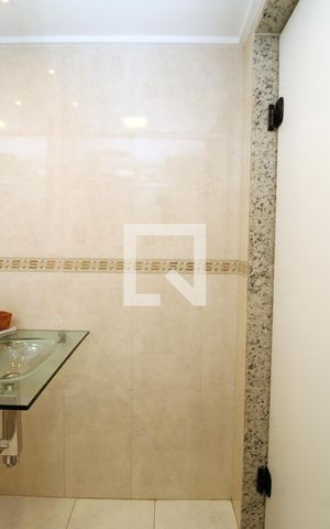 Casa à venda com 400m², 4 quartos e 4 vagasBanheiro de serviço