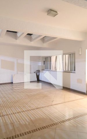 Casa à venda com 400m², 4 quartos e 4 vagasGaragem