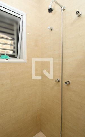 Casa à venda com 400m², 4 quartos e 4 vagasBanheiro da Suíte 2
