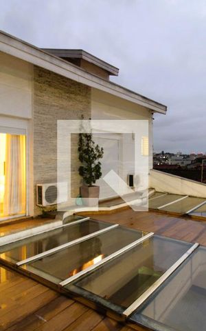 Casa à venda com 400m², 4 quartos e 4 vagasVaranda da Suíte 1 e 2
